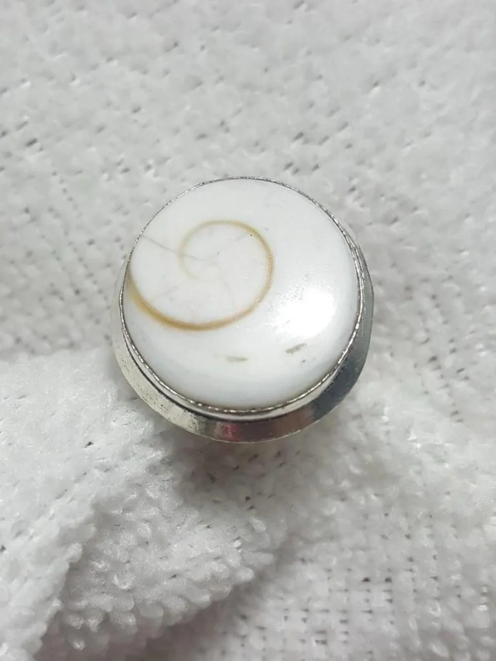 925 Silver Shell Spiral Accent Ring in White and Gold